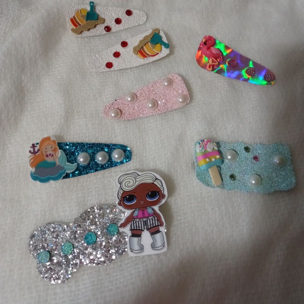 Hair clips